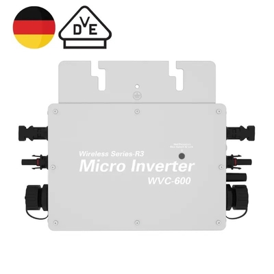 コンパクトデザイン 120V 230V PV 太陽光マイクロインバーターグリッド・タイシステム IP65 保護